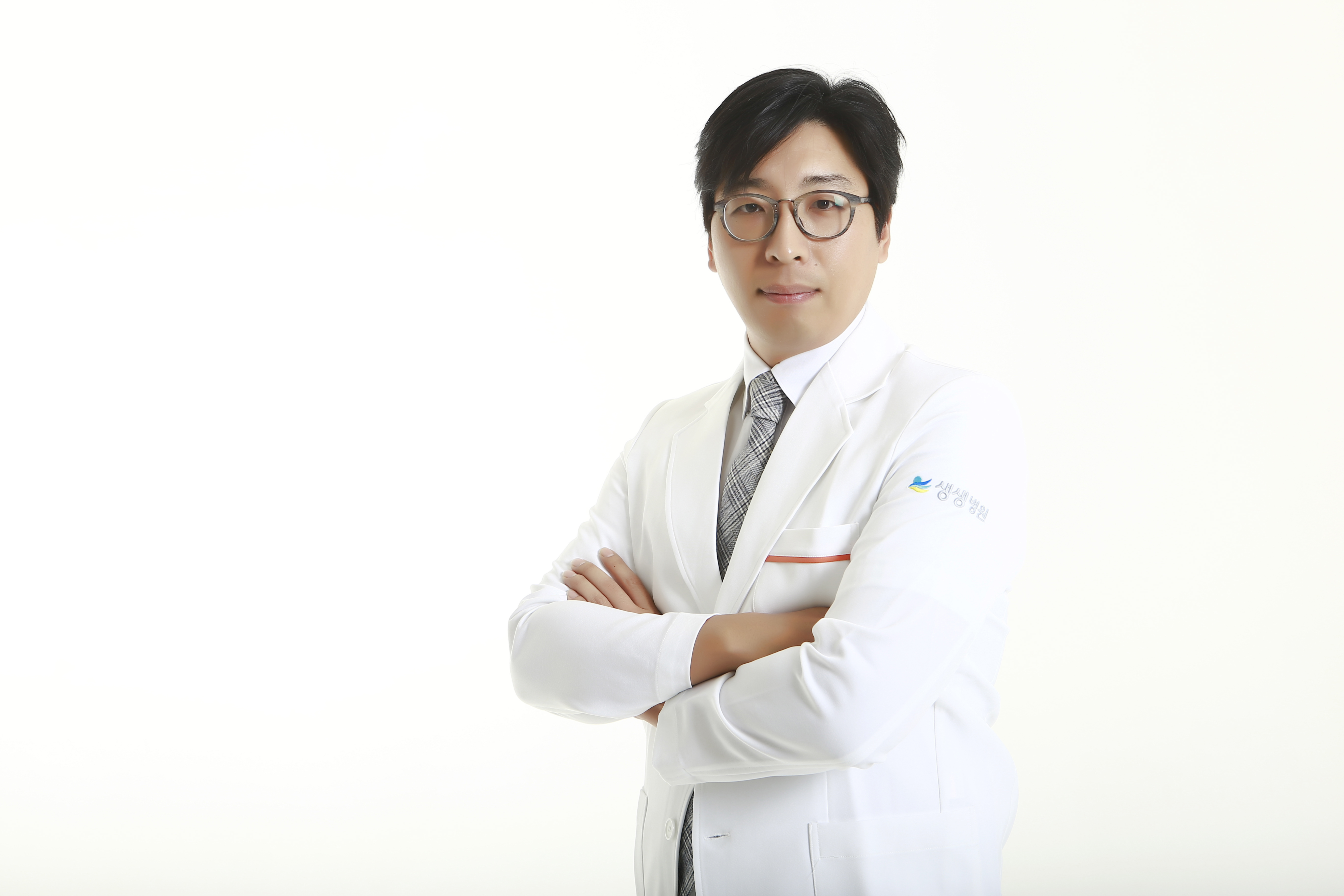 이희근 척추센터 원장님 사진